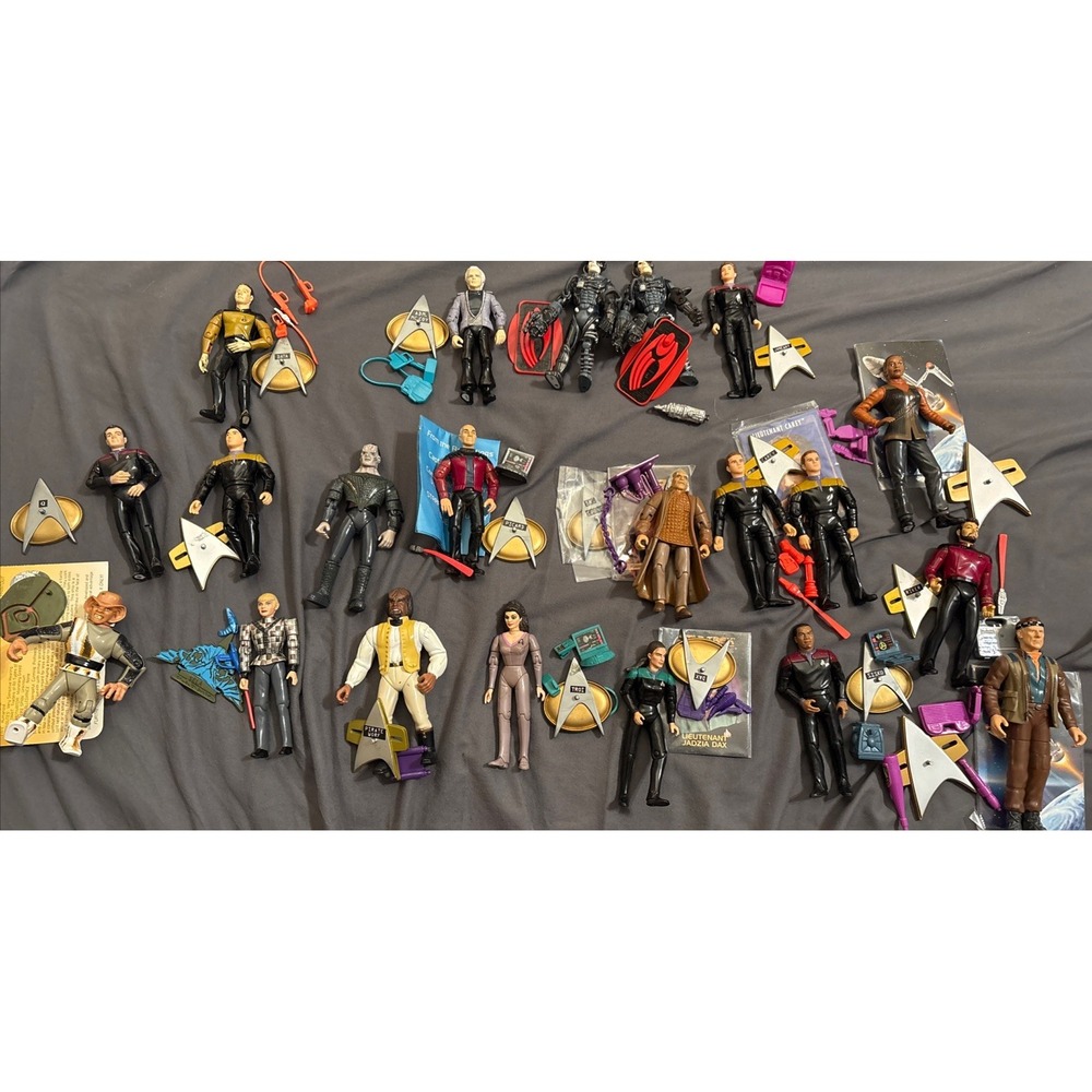 Playmates Star Trek Figure Loose Lot Of 21 Figures And Accessories